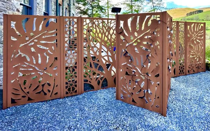 Rooftop plant screen, Berlin